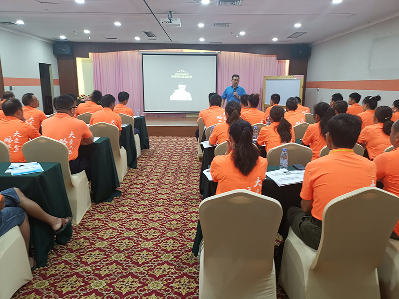 南方略咨詢(xún)助力廣西巴馬致富帶頭人深圳大鵬變革思維培訓(xùn)2