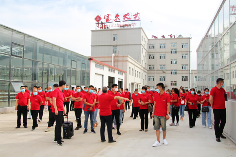 參觀(guān)智能溫室和低溫低濕庫(kù) 參觀(guān)智能溫室和低溫低濕庫(kù)