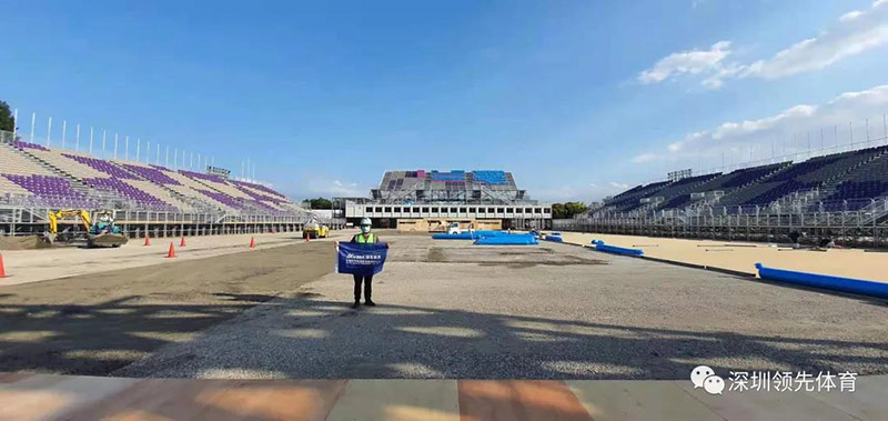 東、西、南三面看臺系統(tǒng)建成后等待驗收